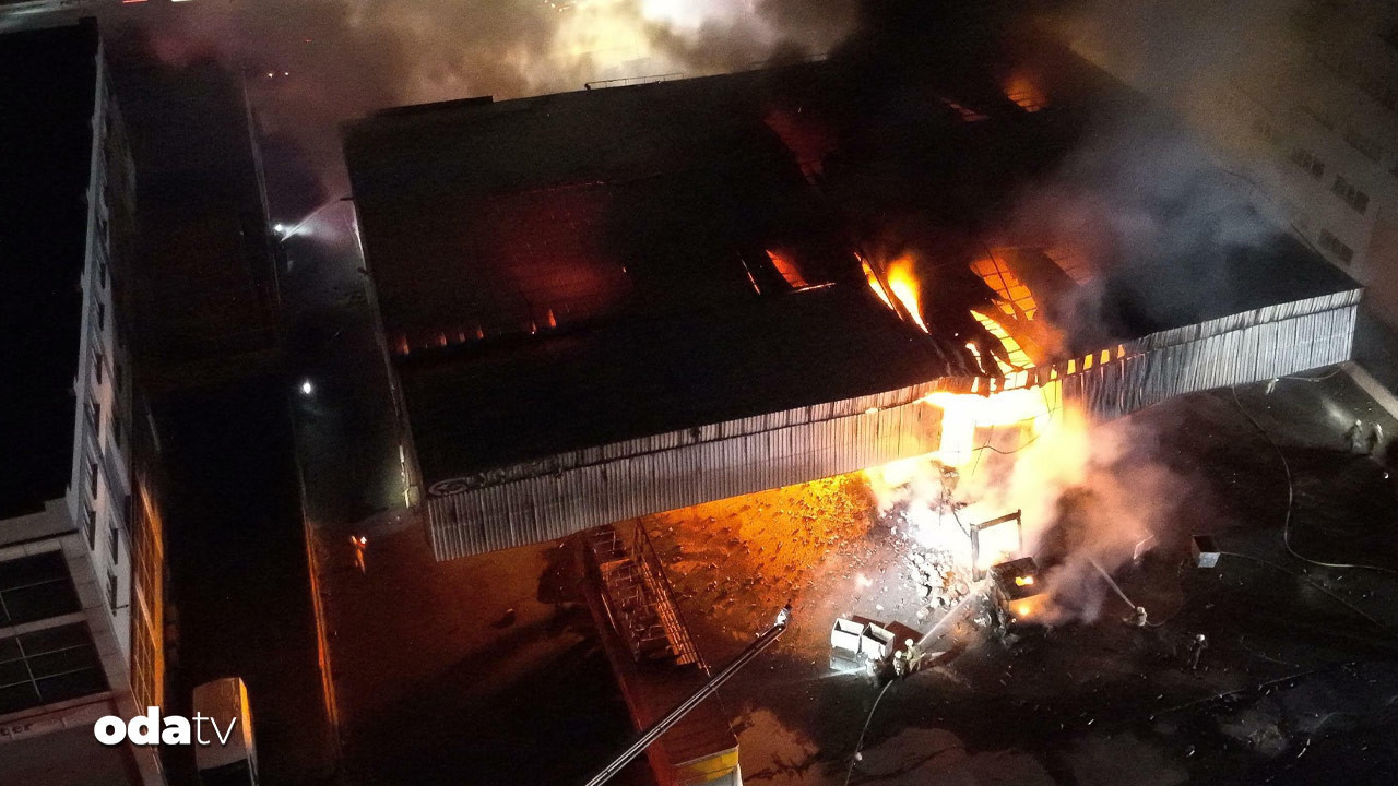 istanbul ikitellide korkutan yangin SKpIHr9a