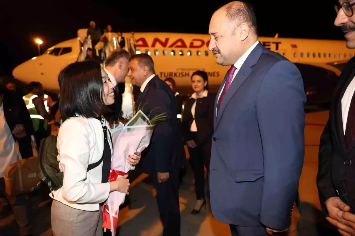 japonya altes prensesi akiko mikasa sanliurfada euiA133N