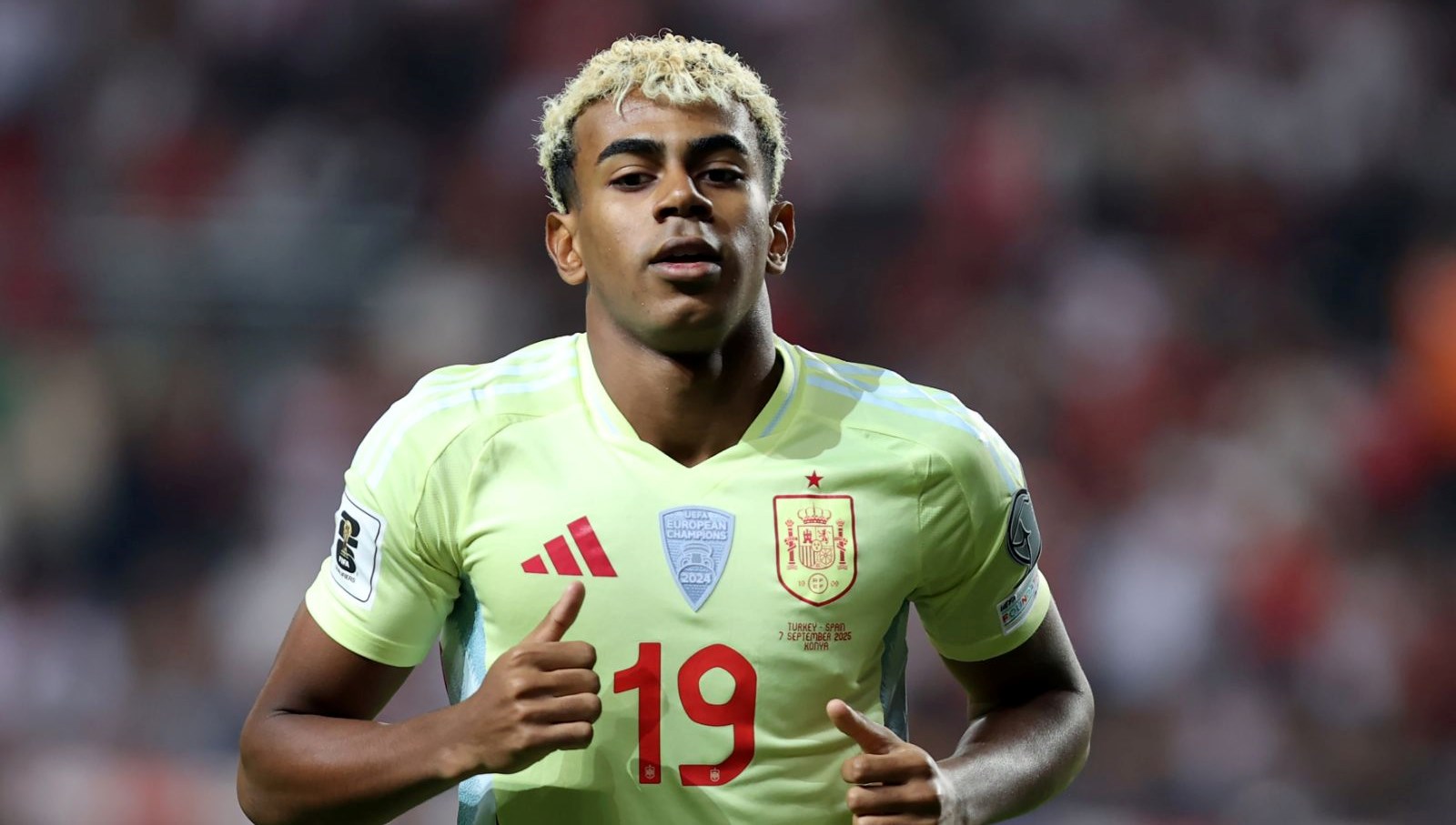 turkiye ispanya macindan sonra bir garip olay lamine yamal pasaportunu kaybetti 3dtlWFyz