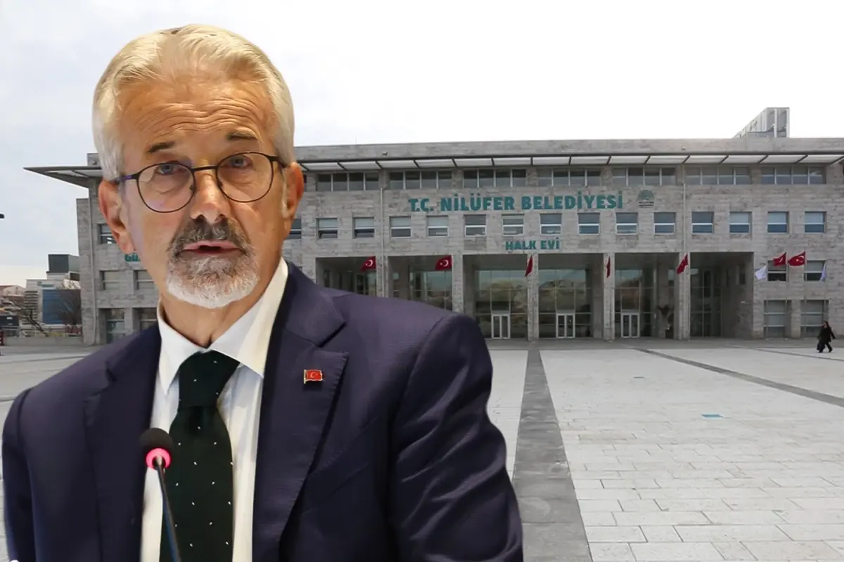 chpli eski belediye baskani ve esi gozaltina alindi YVimMWUk