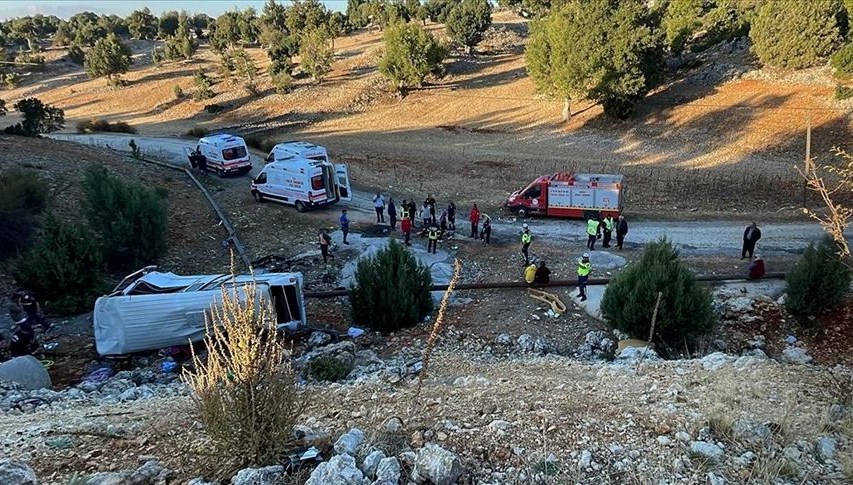 mersindeki feci kazada can kaybi bese yukseldi vTfRuHNI