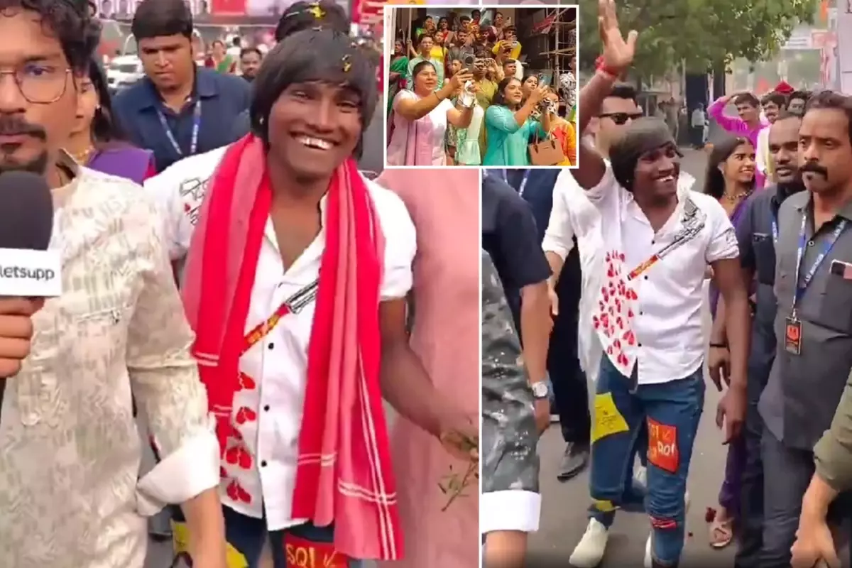 ulkenin unlu aktoru genc kizlarin ilgisinden adim atamadi qtL97iFg.jpg