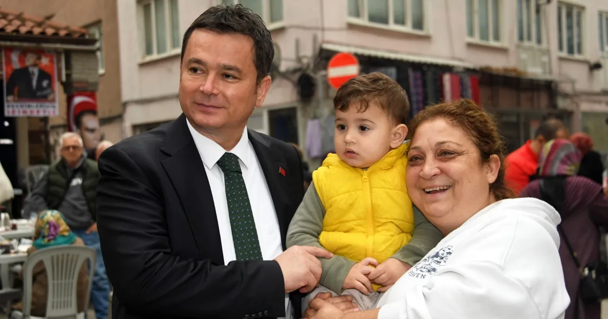 bursa osmangazide baskan aydindan hocahasana ziyaret ryxMVanO.webp