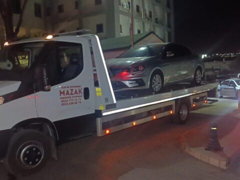 Manavgat belediyesine haciz operasyonu makam araclari yediemine cekildi 2G35S4Jm